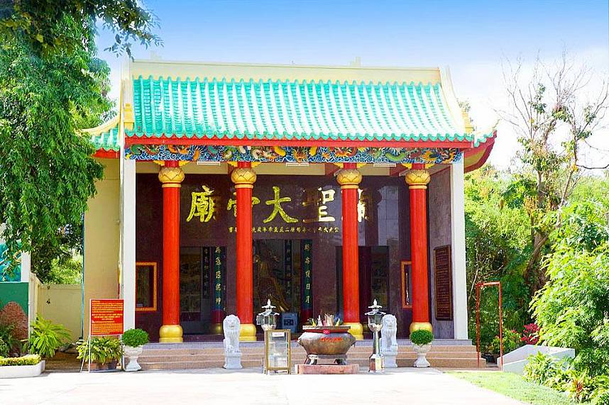 a Chinese temple at Big Buddha Hill Pattaya