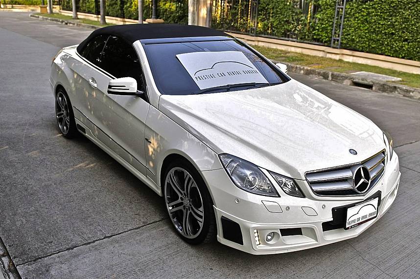 This Mercedes from Prestige Car Rental Bangkok Pattaya can be yours during the Thailand holiday