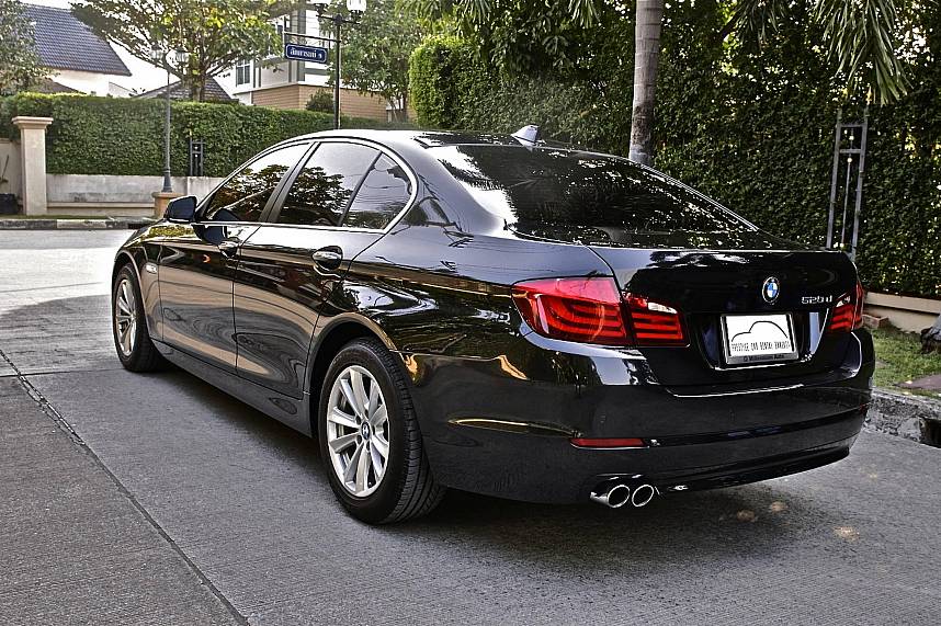 Prestige Car Rental Bangkok Pattaya offers you this top-modern BMW for your Thailand holiday