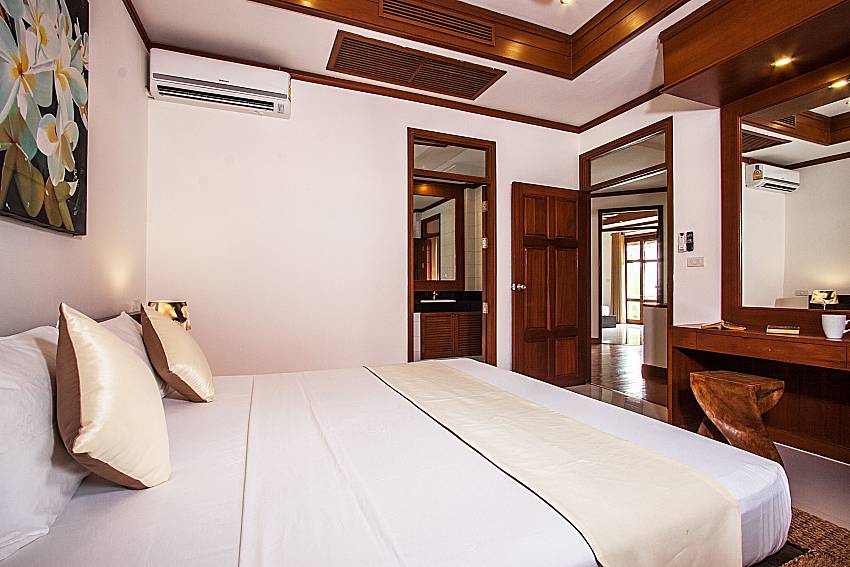 Bedroom with vanity of Ban Talay Khaw T26 (Second)