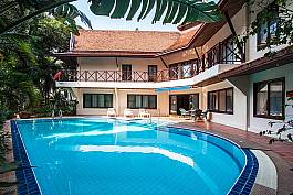 5Br Traditional Thai Style Villa with Private Pool and Jacuzzi in Naklua Pattaya 