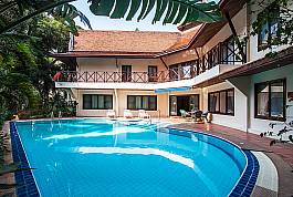 5 Schlafzimmer Thai Stil Villa mit privatem Pool und Jacuzzi in Naklua Pattaya