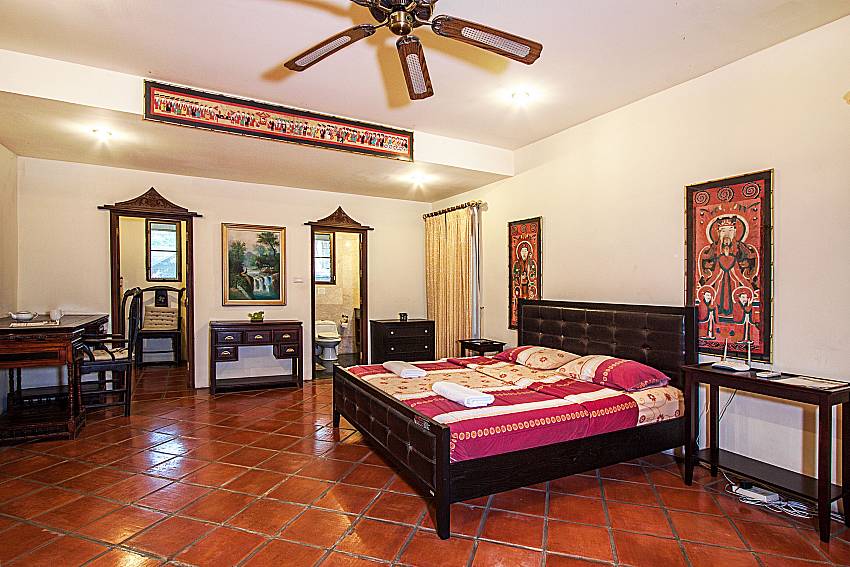 First bedroom with en suite bathroom Of Baan Wat