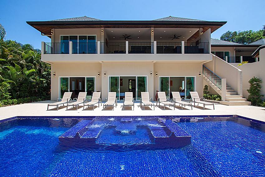 Swimming pool and property Si Fah Villa in Phuket  