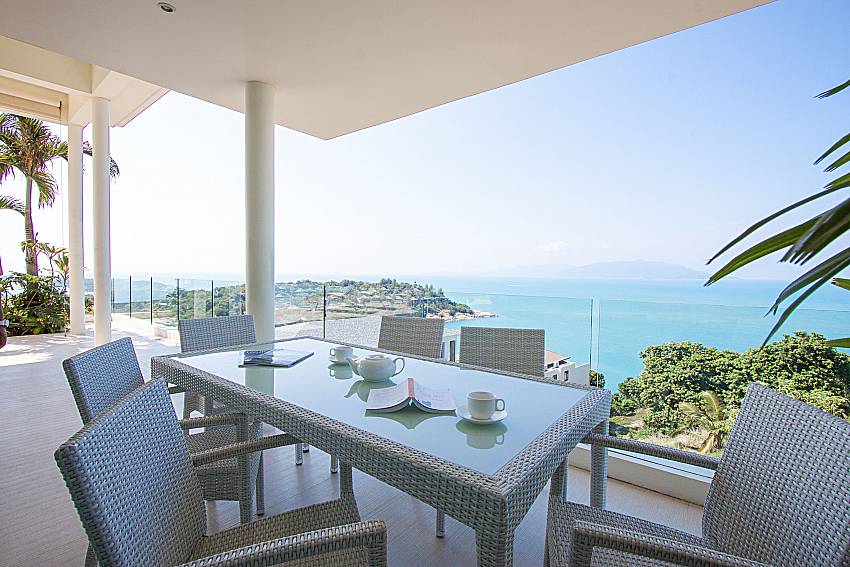 Dinning with sea view Villa Choeng Mon in Koh Samui
