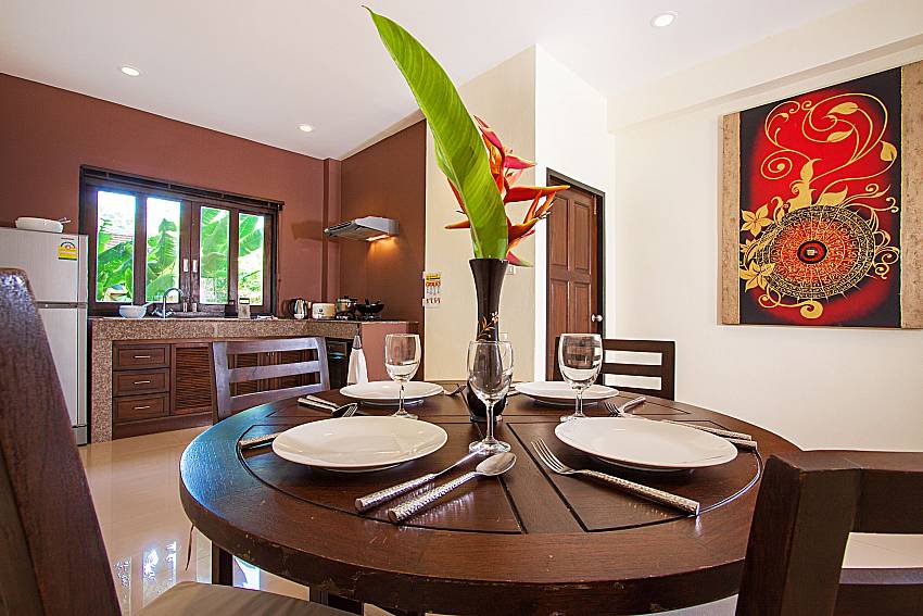 Dinning area Maprow Palm Villa No. 1 in Koh Samui