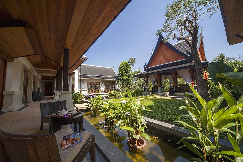 Thai Sala nad Water Garden-Asian Rhapsody_infinity pool_5 bed villa_Rawai_Phuket_Thailand