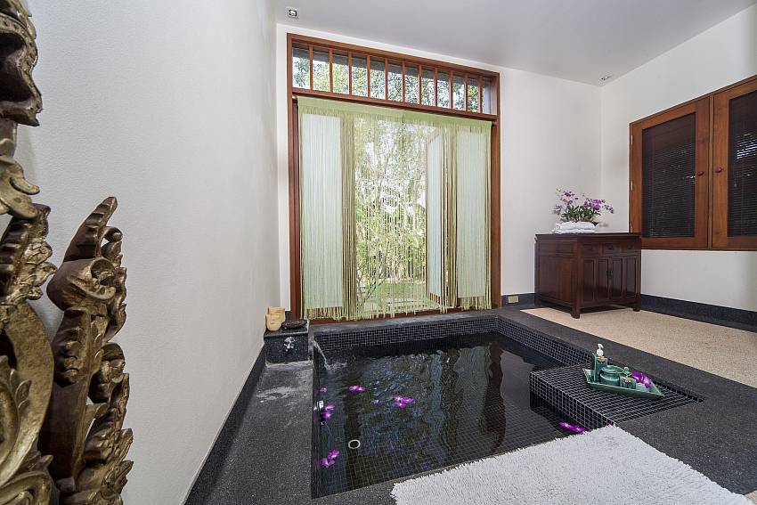 Sunken Bath-Asian Rhapsody_infinity pool_5 bed villa_Rawai_Phuket_Thailand