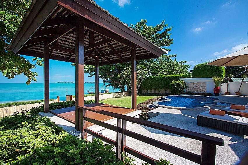 Pavilion near swimming pool with sea view Blossom Dew Villa E in Samui 