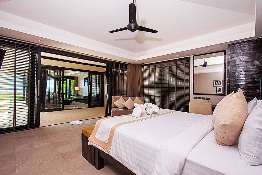Bedroom Nikki Beach Resort in Samui