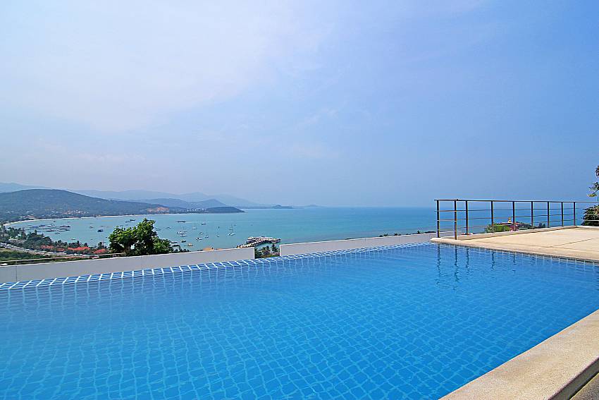 Swimming pool and sea view Sirinda Samui Sea View Apartment in Samui 