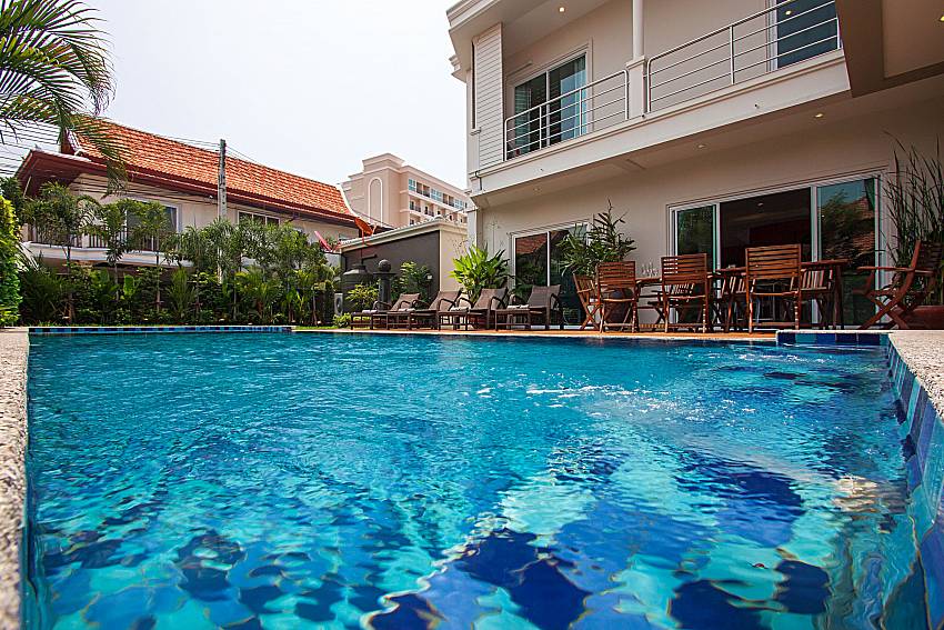 Swimming pool and property City Haven Villa in Central Pattaya