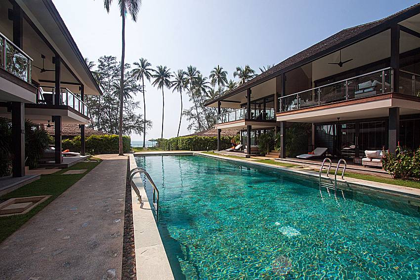Swimming pool and property Nikki Beach Resort - Ocean View Penthouse Suite 2 in Samui