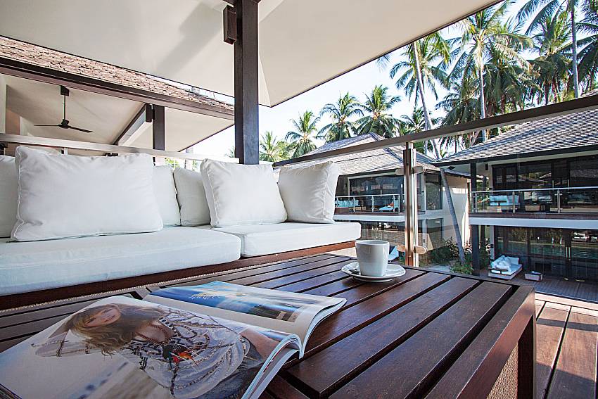Seat and table Nikki Beach Resort - Ocean View Penthouse Suite 2 in Samui