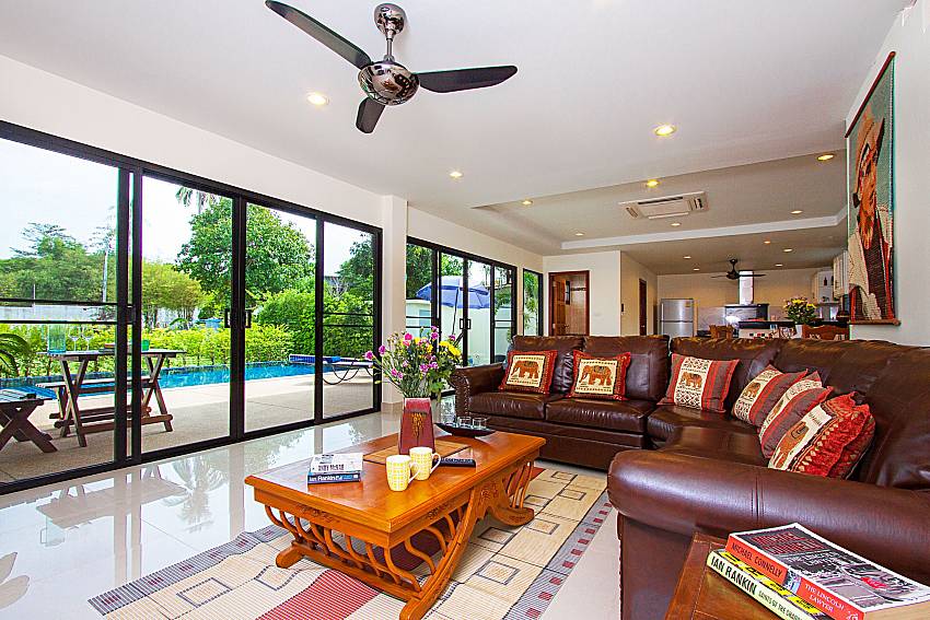 Living room Villa Tallandia in Rawai Phuket