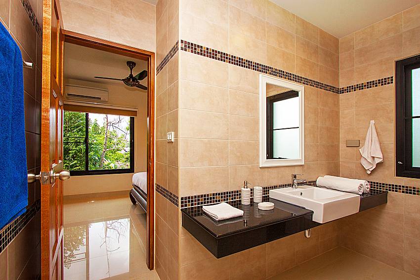 Bathroom Villa Tallandia in Rawai Phuket