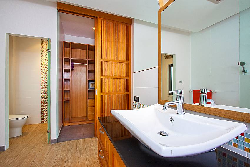 Bathroom Villa Elina in Phuket
