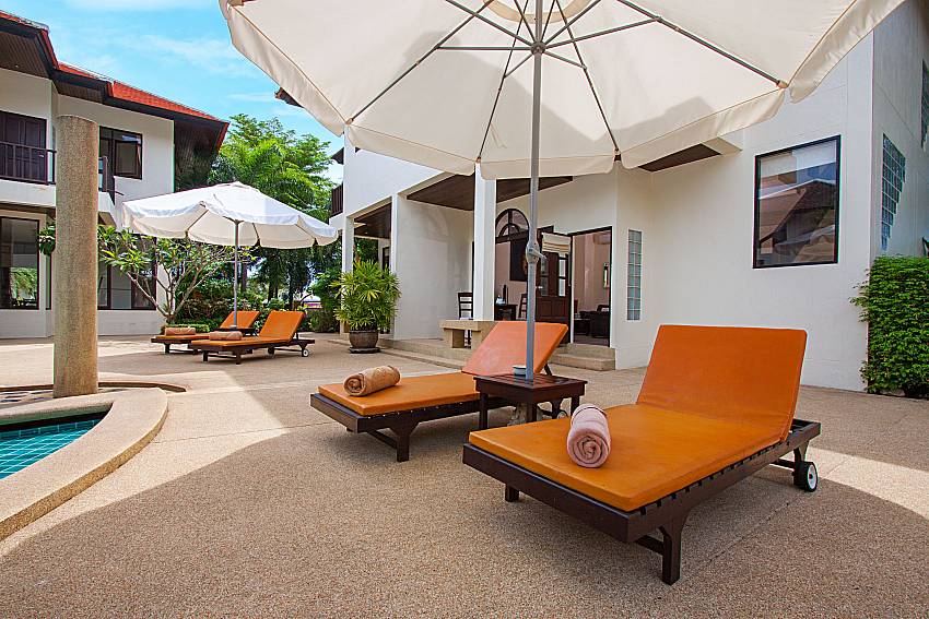 Sun bed near swimming pool Maprow Palm Villa No. 9 in Samui