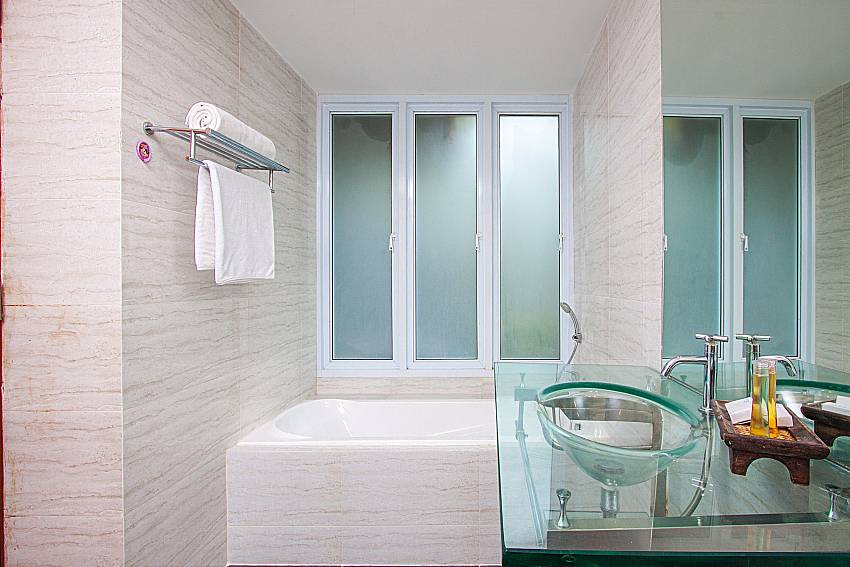 Bathroom Moonscape Villa 201 at Chaweng in Samui
