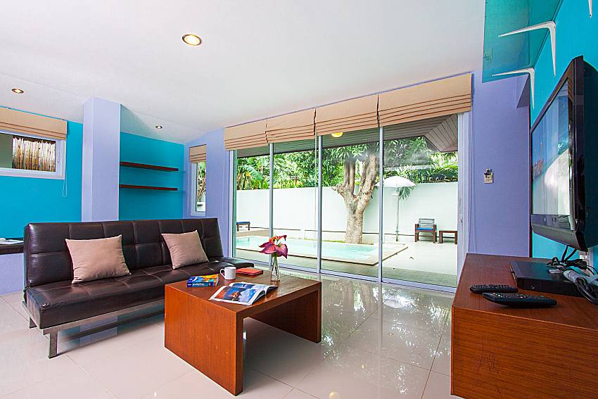 Living room with TV Moonscape Villa 201 at Chaweng in Samui