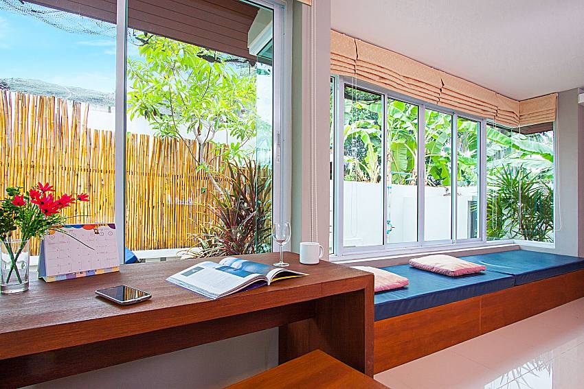 Seat and table Moonscape Villa 204 in Samui