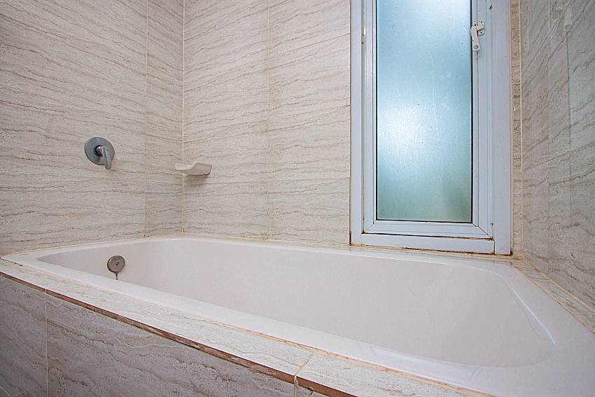 Bathroom Moonscape Villa 207 at Chaweng in Samui