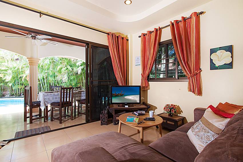Living room with TV Villa Onella in Phuket