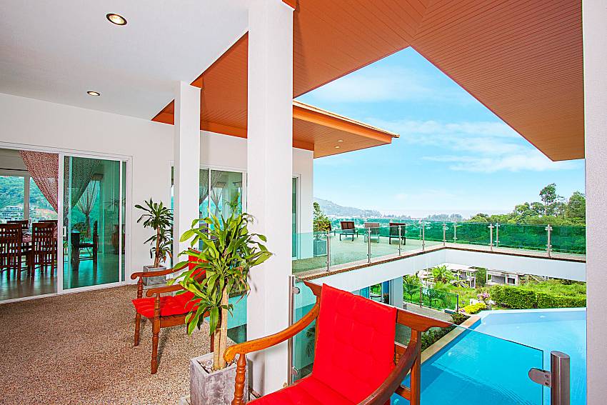 Seat Villa Niyati in Phuket