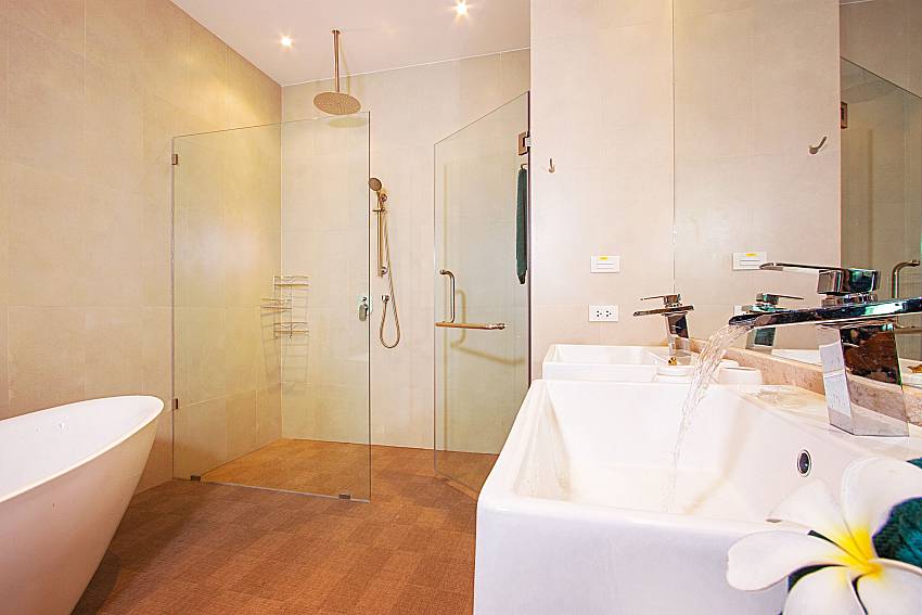 Bathroom with shower Poonam Villa in Phuket
