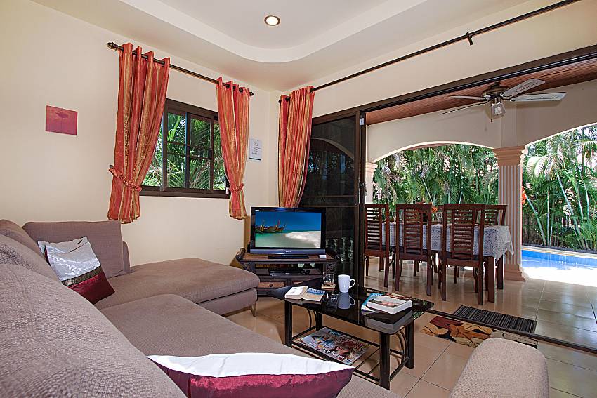 Living room Villa Maiki at Rawai in Phuket 