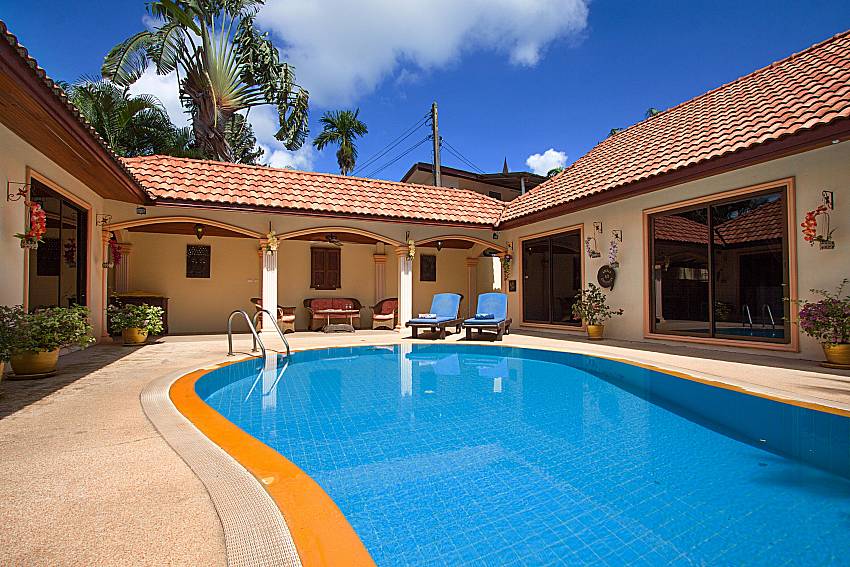 Swimming pool and property Villa Oditi in Phuket