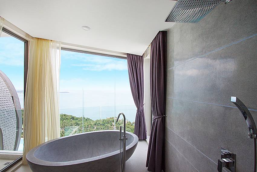Bath with sea view Sky Dream Villa in Samui
