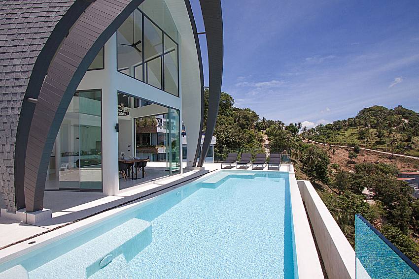 Swimming pool and property Sky Dream Villa in Samui