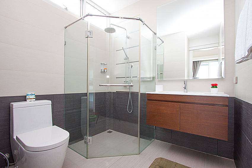 Bathroom with shower Villa Modernity A in Pattaya