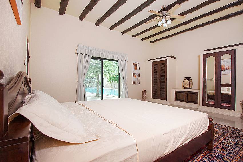 Bedroom Camelot Villa in East Pattaya