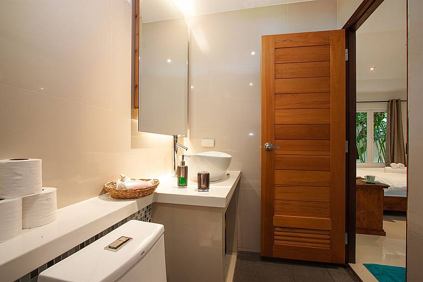 Bathroom Villa Janani 304 in Samui