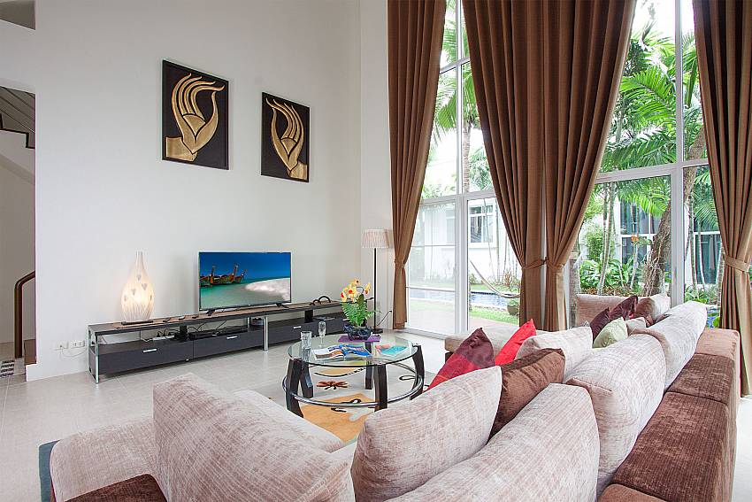 Living room with TV Blue Lagoon Hua Hin 301 in Hua Hin