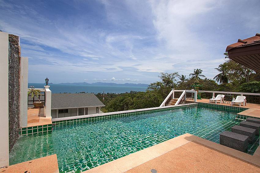 large pool and sew view at-Villa Werona_Bang Por_Samui_Thailand
