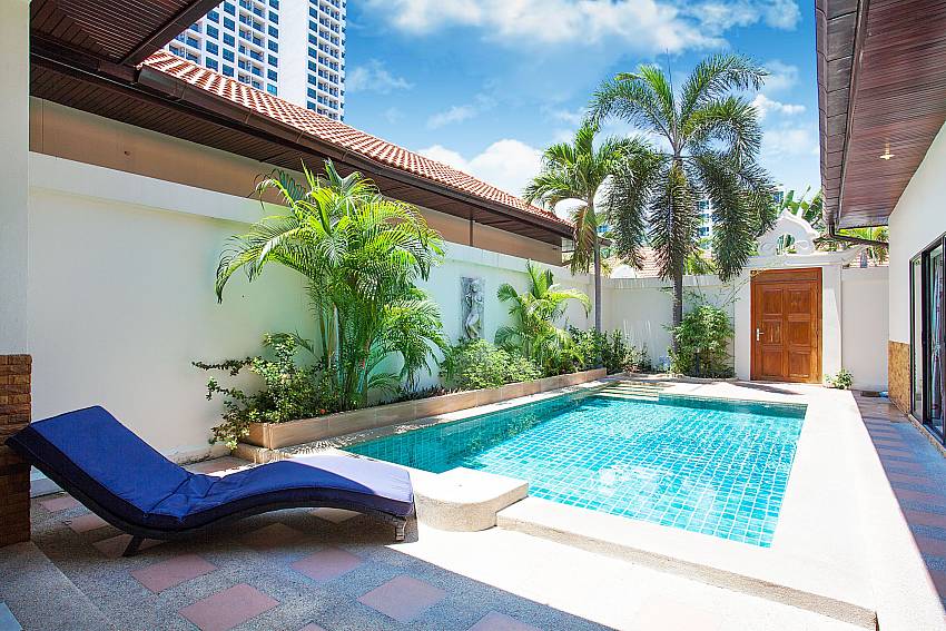 Sun lounger at the private pool of Villa Majestic 40 Pratumnak Pattaya Thailand