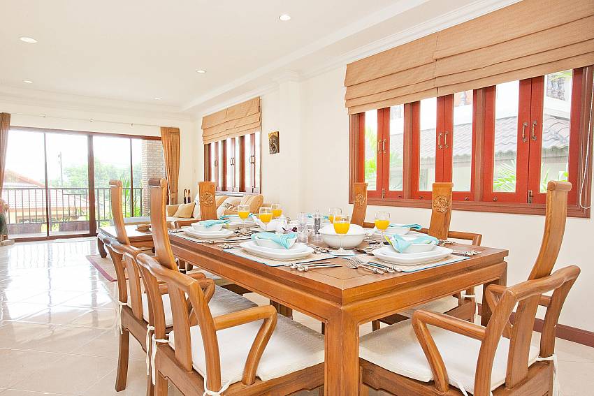 Dining Area-Loch Palm Villa B_shared pool villa_Kathu_Patong_Phuket_Thailand