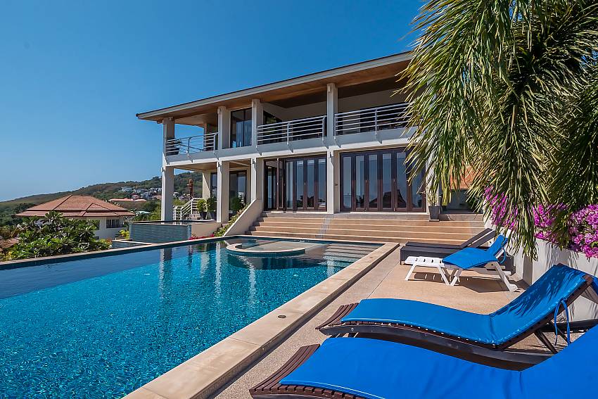 Ocean Breeze | 5 Bed Villa with Private Pool in Rawai Phuket