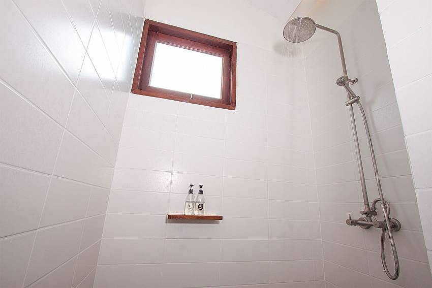 Shower Villa Rune 115 in Chaweng Samui