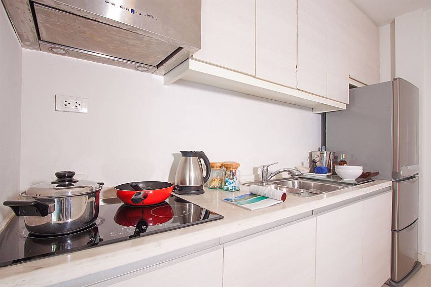 Modern equipped kitchen in Villa Hutton 101 Bo Phut Koh Samui