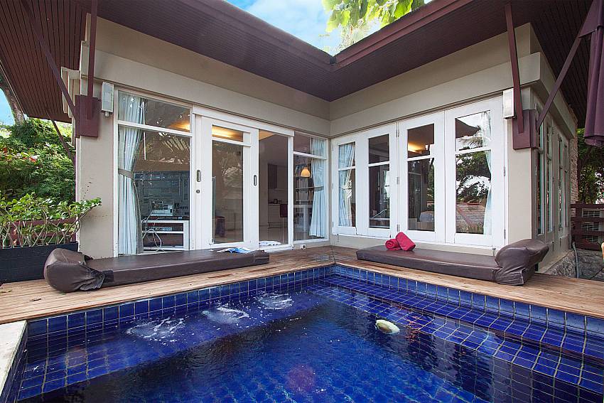 Pool deck with sunbeds at Villa Hutton 101 Bo Phut Koh Samui
