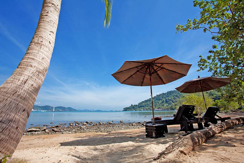 Beach Natures Oasis Resort No.2 in Southern Koh Chang
