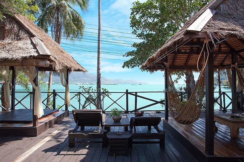 Sun bed with sea view Natures Oasis ResortNo.4 in South Koh Chang