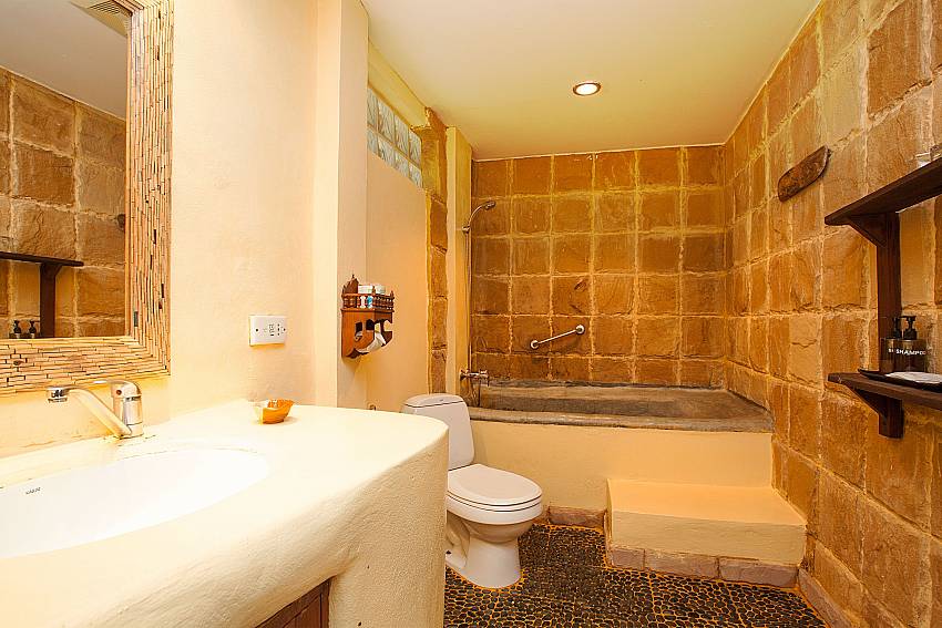 Bathroom Natures Oasis Resort No.7B in Bang Bao Koh Chang