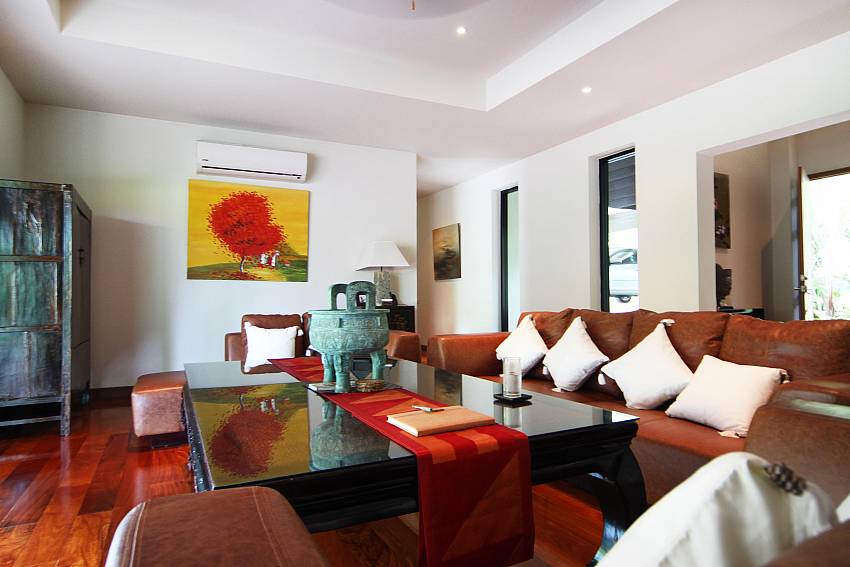 Main Living Room-narumon-villa_5-bedroom_serviced-pool-villa_nai-harn_phuket_thailand