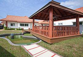 Timberland Lanna Villa 305 | 三卧室度假屋位于芭提雅的Bangsaray