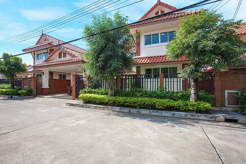 Front of property Timberland Lanna Villa 401 in Pattaya